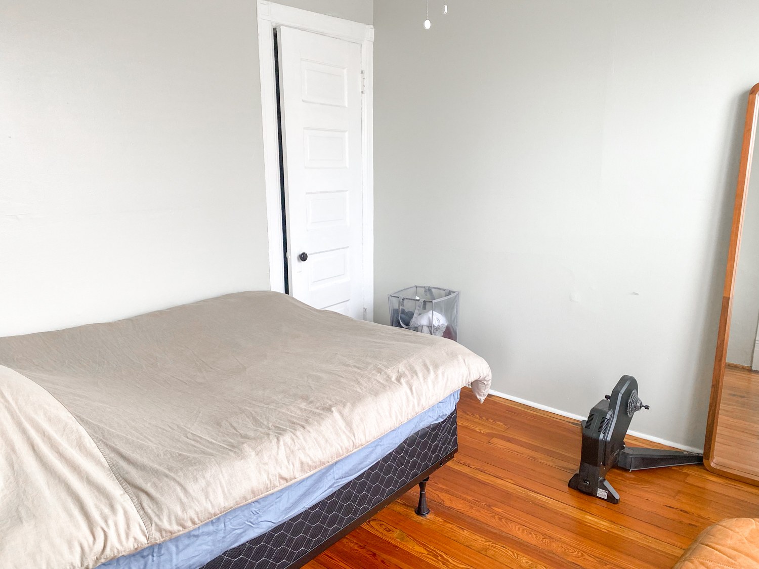 959 W. Webster 959 W. Webster, Chicago, IL 60614 - Leasing by Cross Street